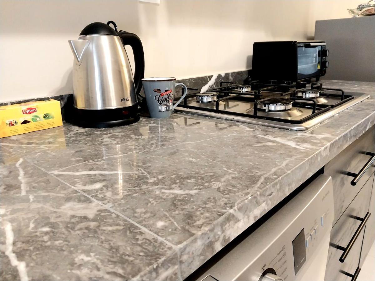Cosy Appartement Proche De L'Aeroport Mohamed 5 Deroua Dış mekan fotoğraf