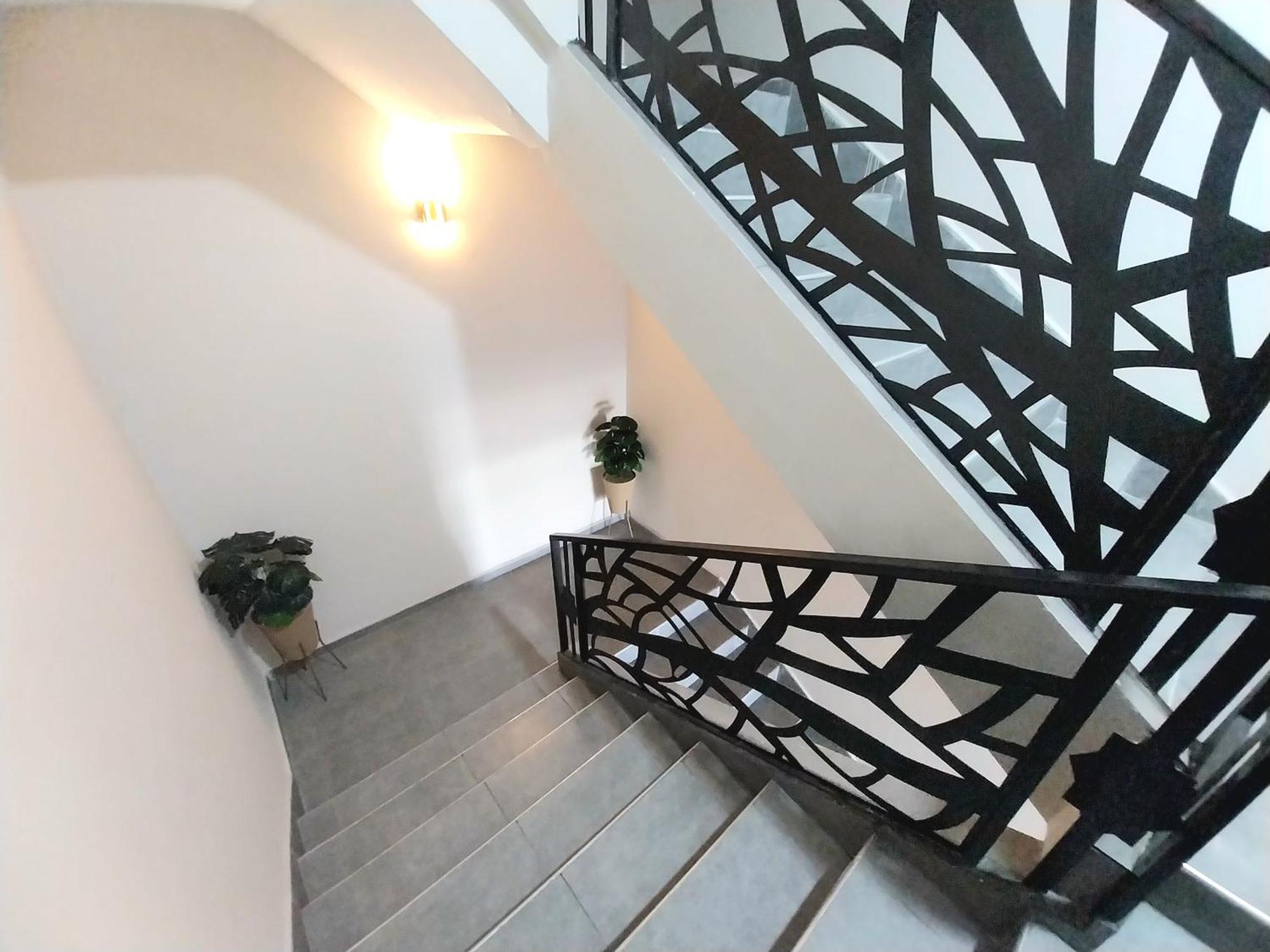 Cosy Appartement Proche De L'Aeroport Mohamed 5 Deroua Dış mekan fotoğraf